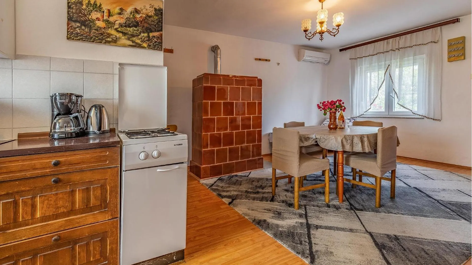 Two Bedroom Cozy Apartment In Ližnjan