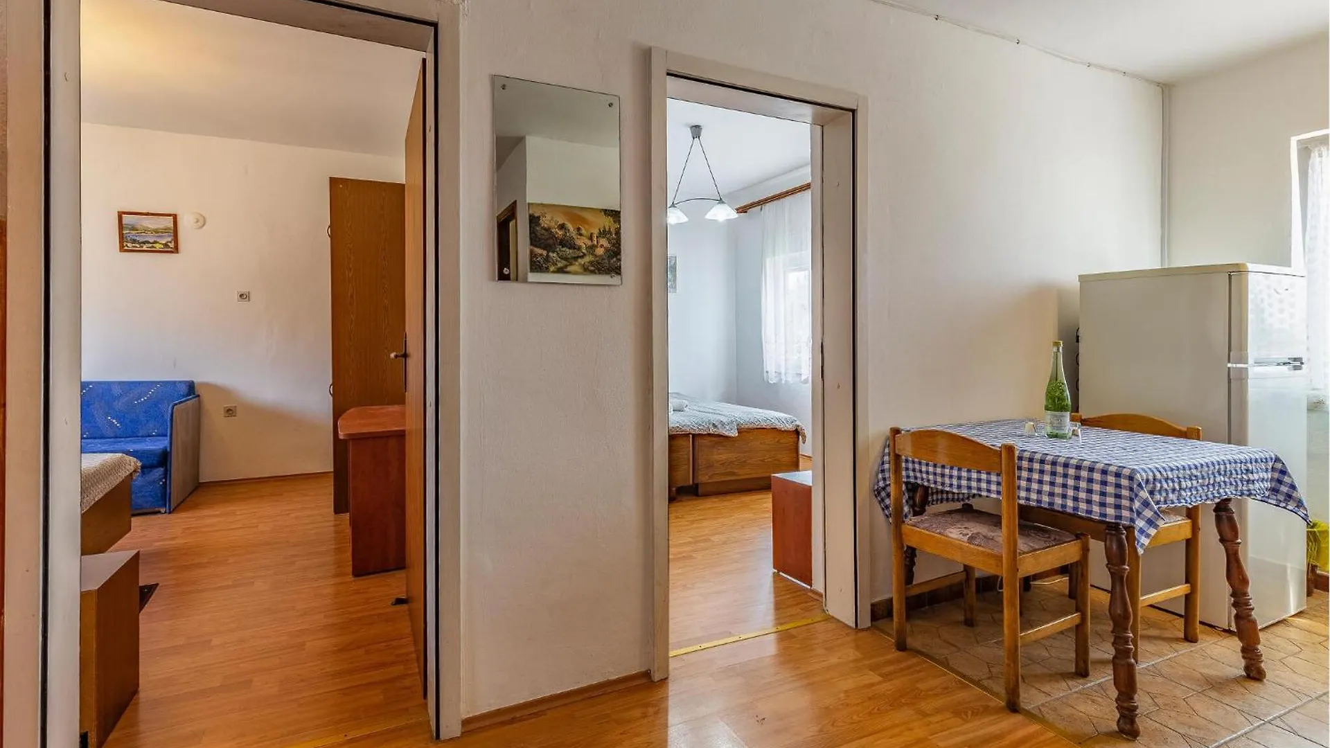 Two Bedroom Cozy Apartment In Ližnjan